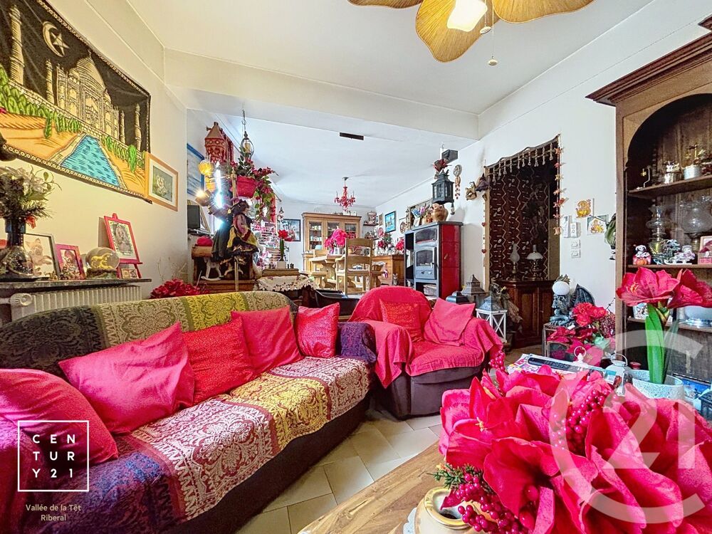 Maison familiale avec extérieur à Estagel Situé....