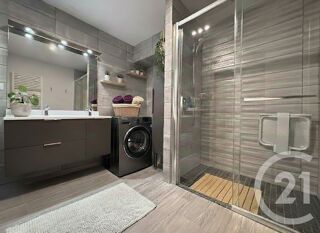  Appartement � vendre 3 pi�ces 79 m�