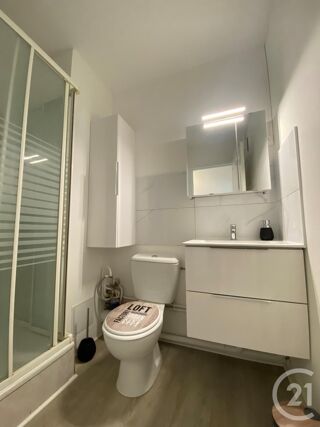  Appartement à louer 1 pièce 26 m²