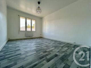 location Appartement - 3 pièce(s) - 72 m² Alès (30100)