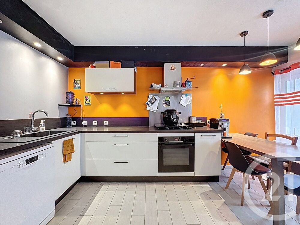 vente Maison - 6 pièce(s) - 108 m² La Tour-du-Crieu (09100)