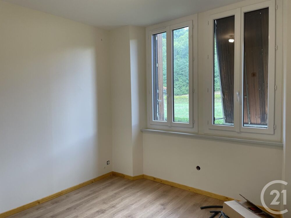 location Appartement - 3 pièce(s) - 38 m² Oust (09140)