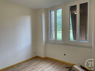 location Appartement - 3 pièce(s) - 38 m² Oust (09140)