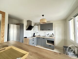  Appartement � louer 4 pi�ces 76 m�