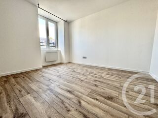  Appartement à louer 2 pièces 35 m²