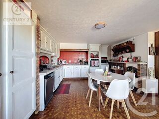  Maison � vendre 8 pi�ces 366 m�