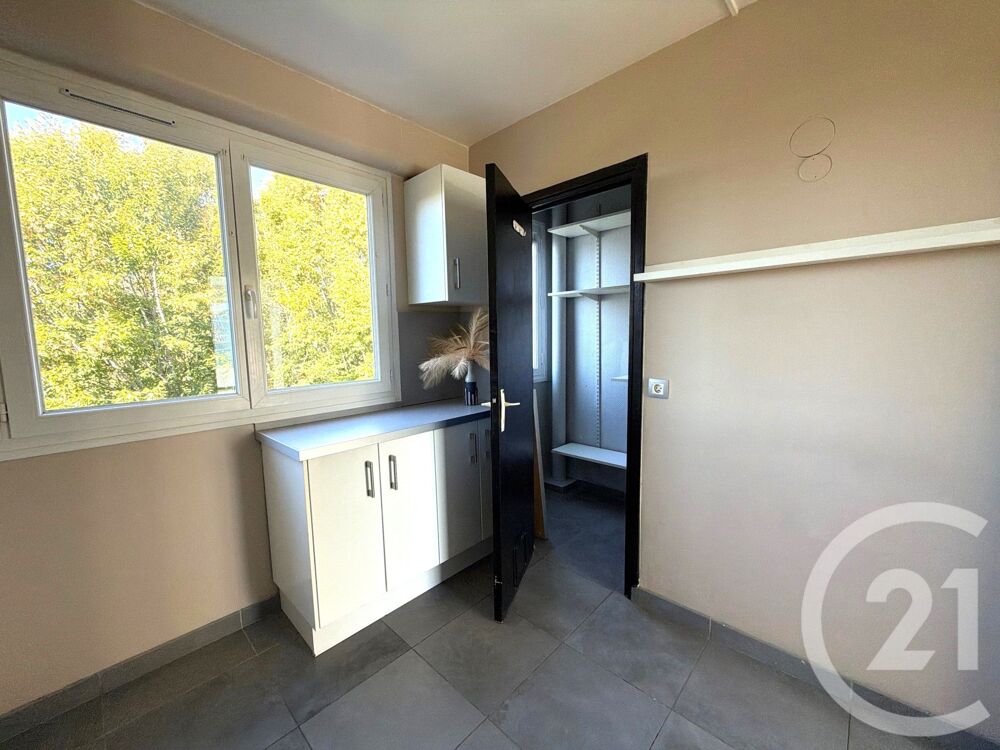 vente Appartement - 4 pièce(s) - 74 m² Aubergenville (78410)