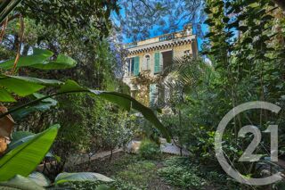  Maison � vendre 5 pi�ces 195 m�