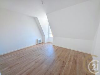  Appartement à louer 2 pièces 40 m²