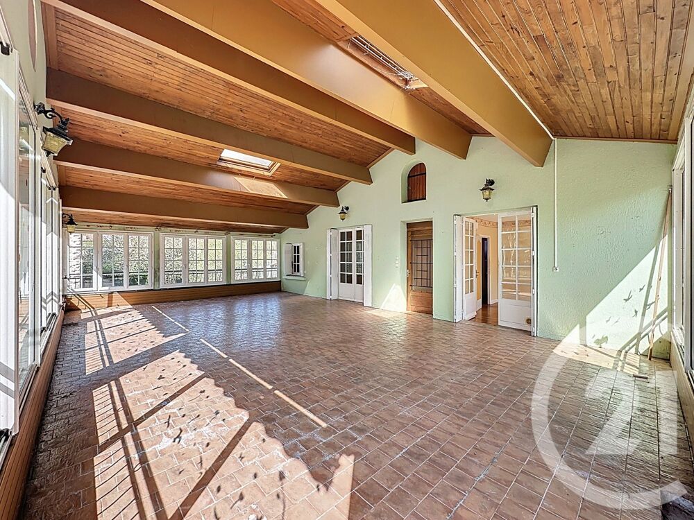 vente Maison - 6 pi�ce(s) - 266 m� Castelnau-Durban (09420)