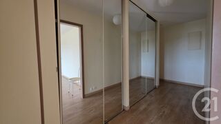  Appartement à louer 3 pièces 69 m²