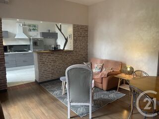  Appartement à louer 4 pièces 70 m²