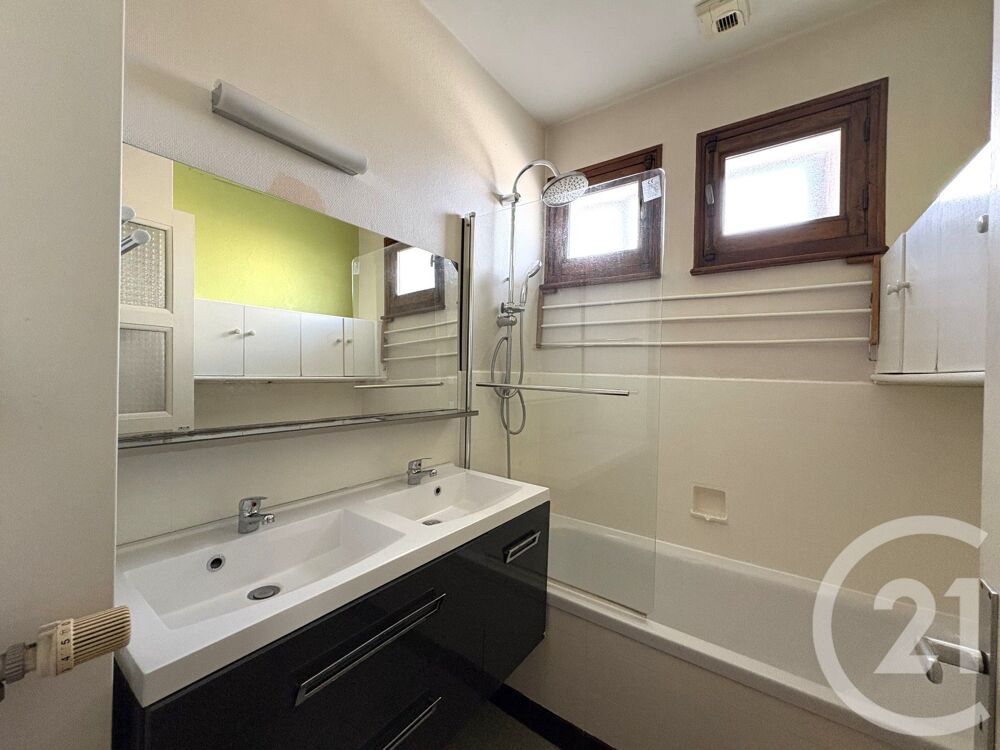 location Appartement - 3 pièce(s) - 58 m² Rumilly (74150)