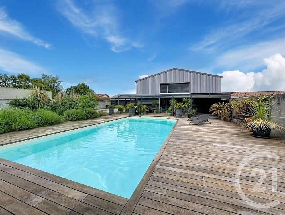 vente Maison - 5 pièce(s) - 336 m² Villeneuve-du-Paréage (09100)
