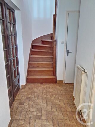  Maison à louer 6 pièces 127 m²