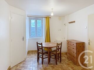  Appartement à louer 1 pièce 19 m²