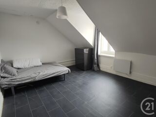  Appartement à louer 2 pièces 46 m²