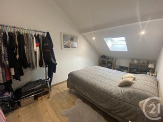  Appartement à louer 5 pièces 115 m²