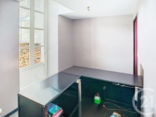  Maison à louer 8 pièces 93 m²