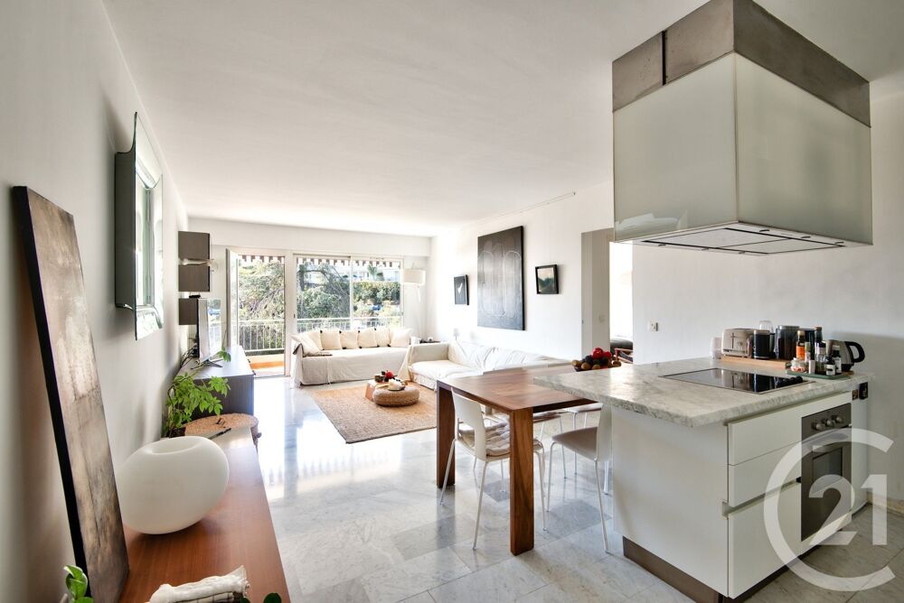 location Appartement - 3 pièce(s) - 74 m² Villefranche-sur-Mer (06230)