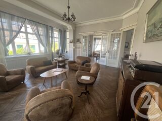  Maison � vendre 12 pi�ces 275 m�