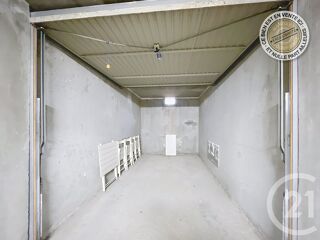  Parking / Garage  vendre 12 m