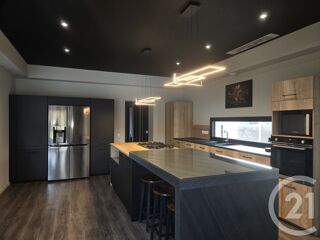  Maison  vendre 6 pices 200 m