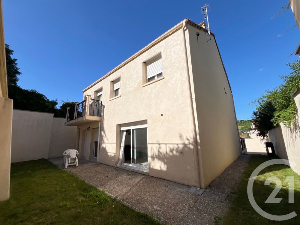 LA FALAISE - (EPONE) C'est dans ce petit village plein d....