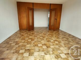  Appartement à louer 3 pièces 65 m²