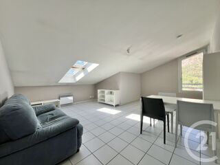  Appartement à louer 2 pièces 59 m²