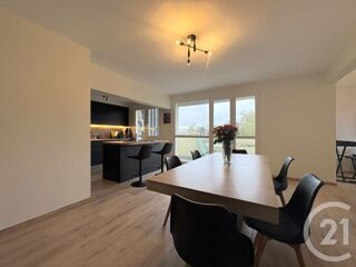 vente Appartement - 5 pièce(s) - 96 m² Saint-Quentin (02100)