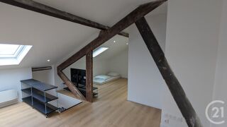  Appartement à louer 3 pièces 71 m²