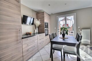  Maison � vendre 5 pi�ces 170 m�