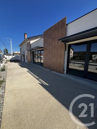 Location Maison 1 pièce 80 m²