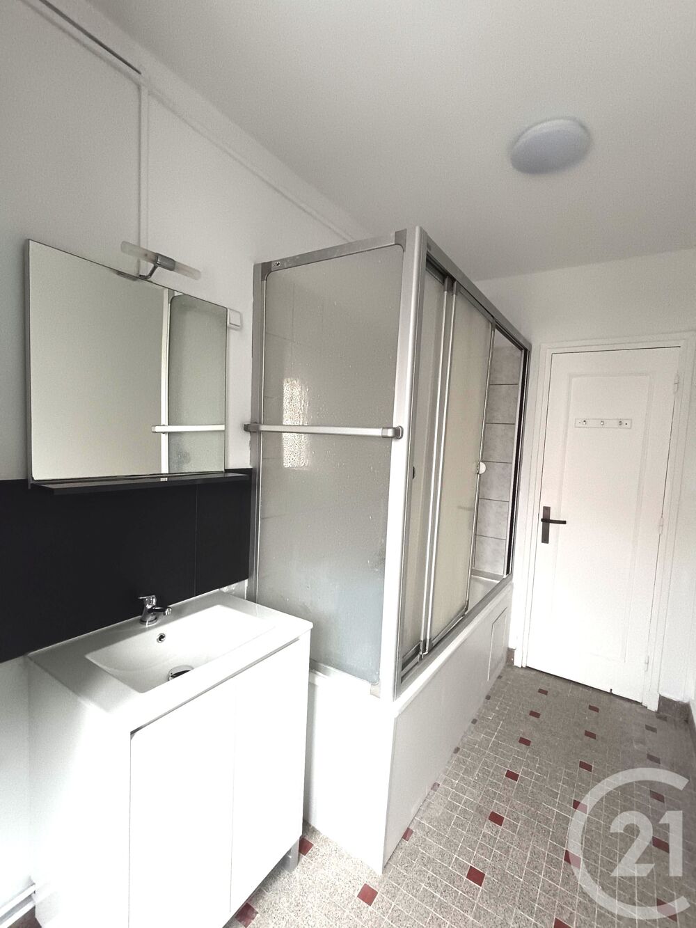 location Appartement - 3 pièce(s) - 57 m² Calais (62100)
