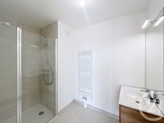  Appartement à louer 3 pièces 58 m²