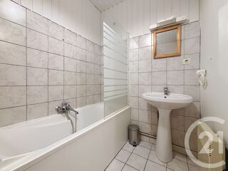  Appartement à louer 1 pièce 23 m²