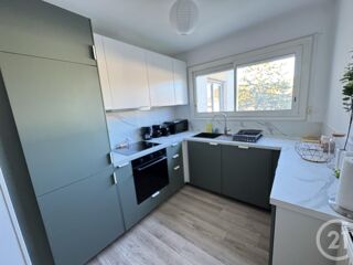  Appartement � louer 5 pi�ces 90 m�