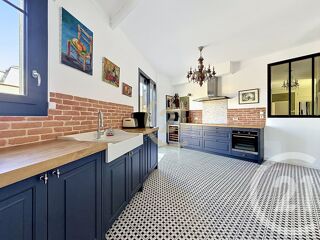  Maison à vendre 6 pièces 396 m²