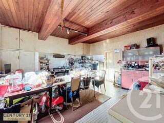  Immeuble � vendre 326 m�