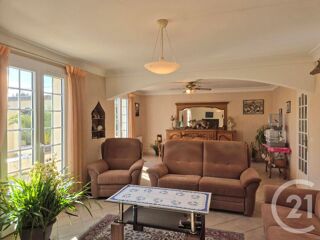  Maison � vendre 6 pi�ces 210 m�