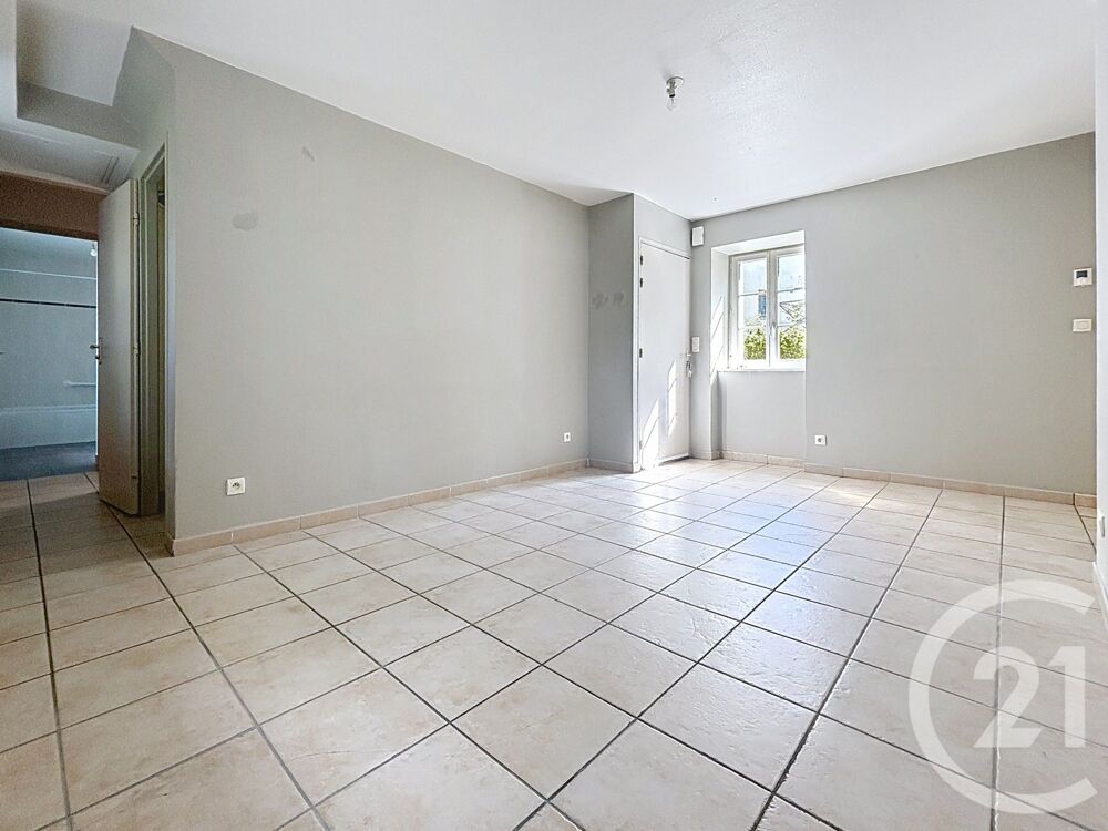 location Appartement - 3 pièce(s) - 66 m² Loulans-Verchamp (70230)