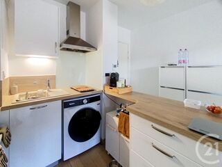 location Appartement - 2 pièce(s) - 54 m² Fleury-les-Aubrais (45400)
