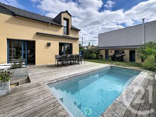 Maison 9 pièces 290 m² · à Rennes · 290 m² · 1 049 900 €