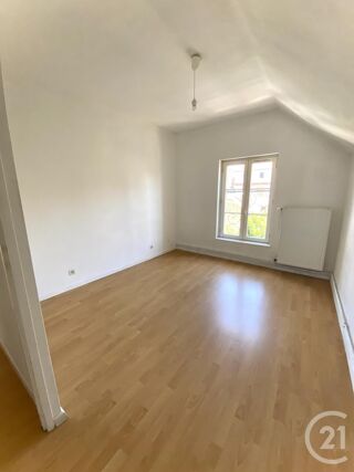  Appartement à louer 2 pièces 59 m²