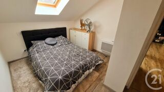  Appartement à louer 3 pièces 77 m²
