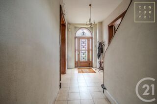  Maison � vendre 6 pi�ces 220 m�