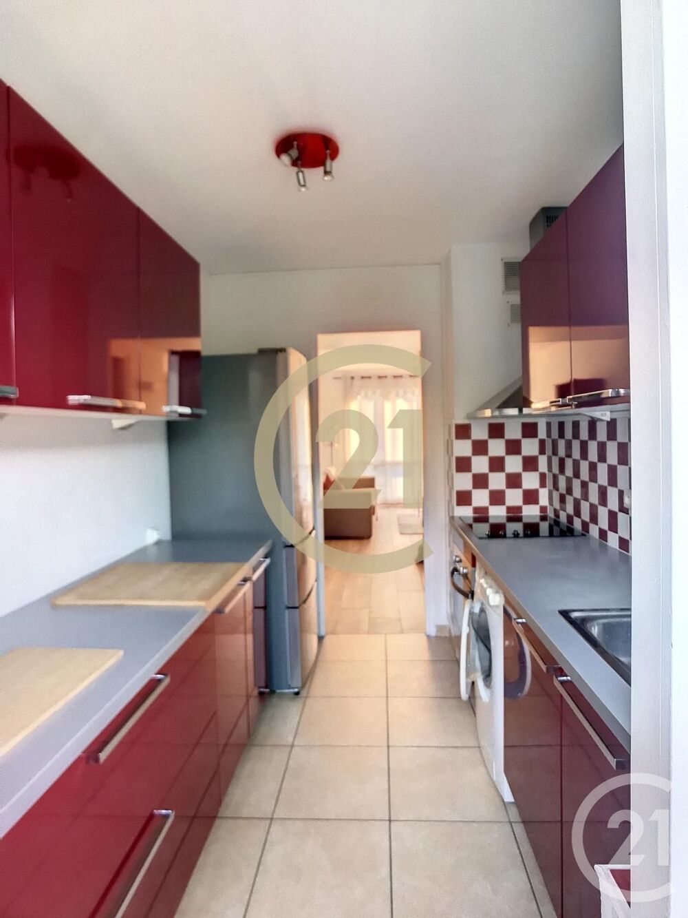A LOUER DANS VOTRE AGENCE CENTURY 21 BEVEN IMMOBILIER RE....