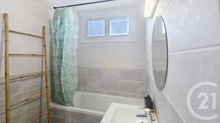  Appartement à louer 3 pièces 55 m²