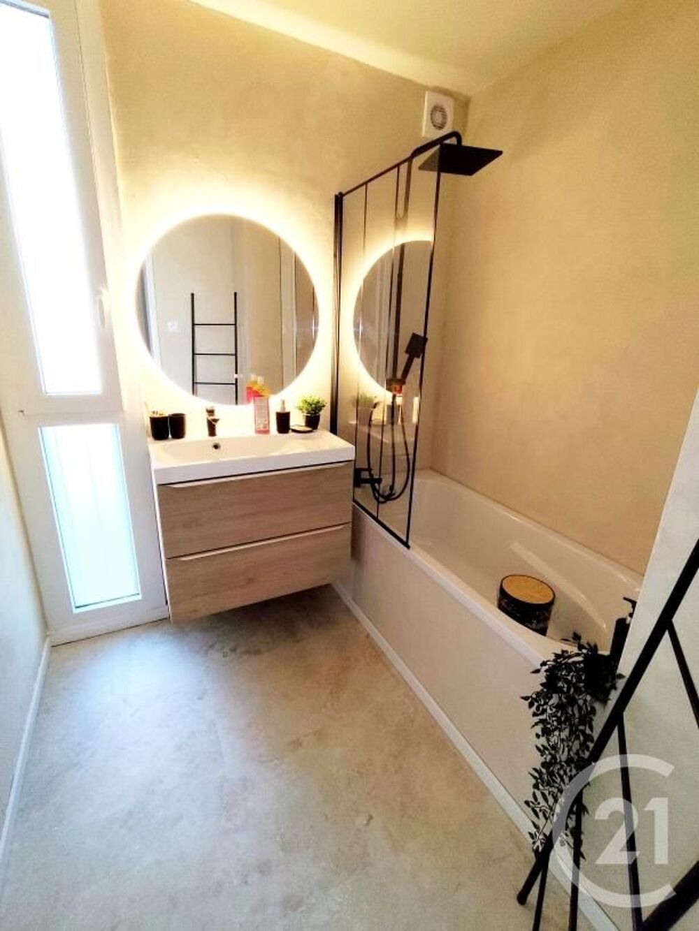 location Appartement - 2 pièce(s) - 52 m² Chilly-Mazarin (91380)